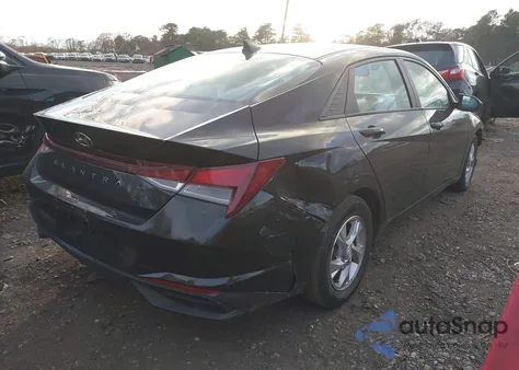 2021 Hyundai Elantra Se z USA, uszkodzony, nr VIN KMHLL4AG9MU124124